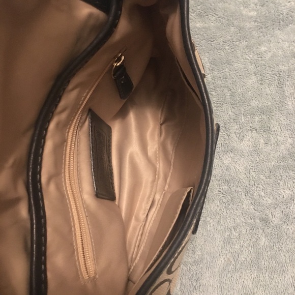 Coach Purse - Picture 4 of 6